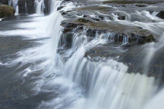 Middle Aysgarth Falls