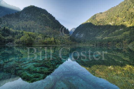 Multicolored Lake - Jiuzhaigou NP